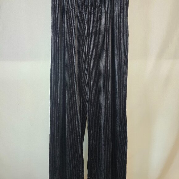 Black Ribbed Velvet High Waist Wide leg Pants - Picture 5 of 6